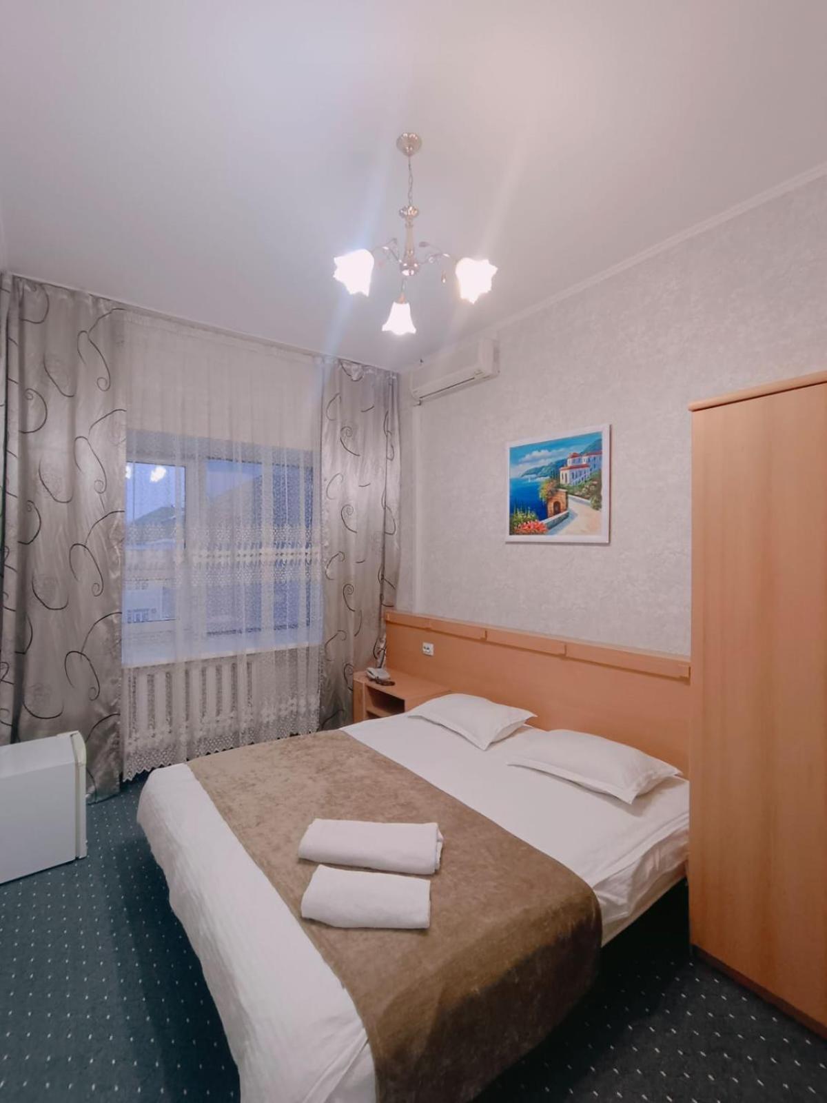 Altyn-Adam Hotel อัสตานา ภายนอก รูปภาพ