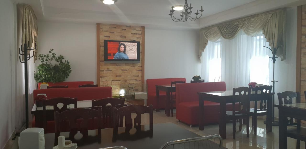 Altyn-Adam Hotel อัสตานา ภายนอก รูปภาพ